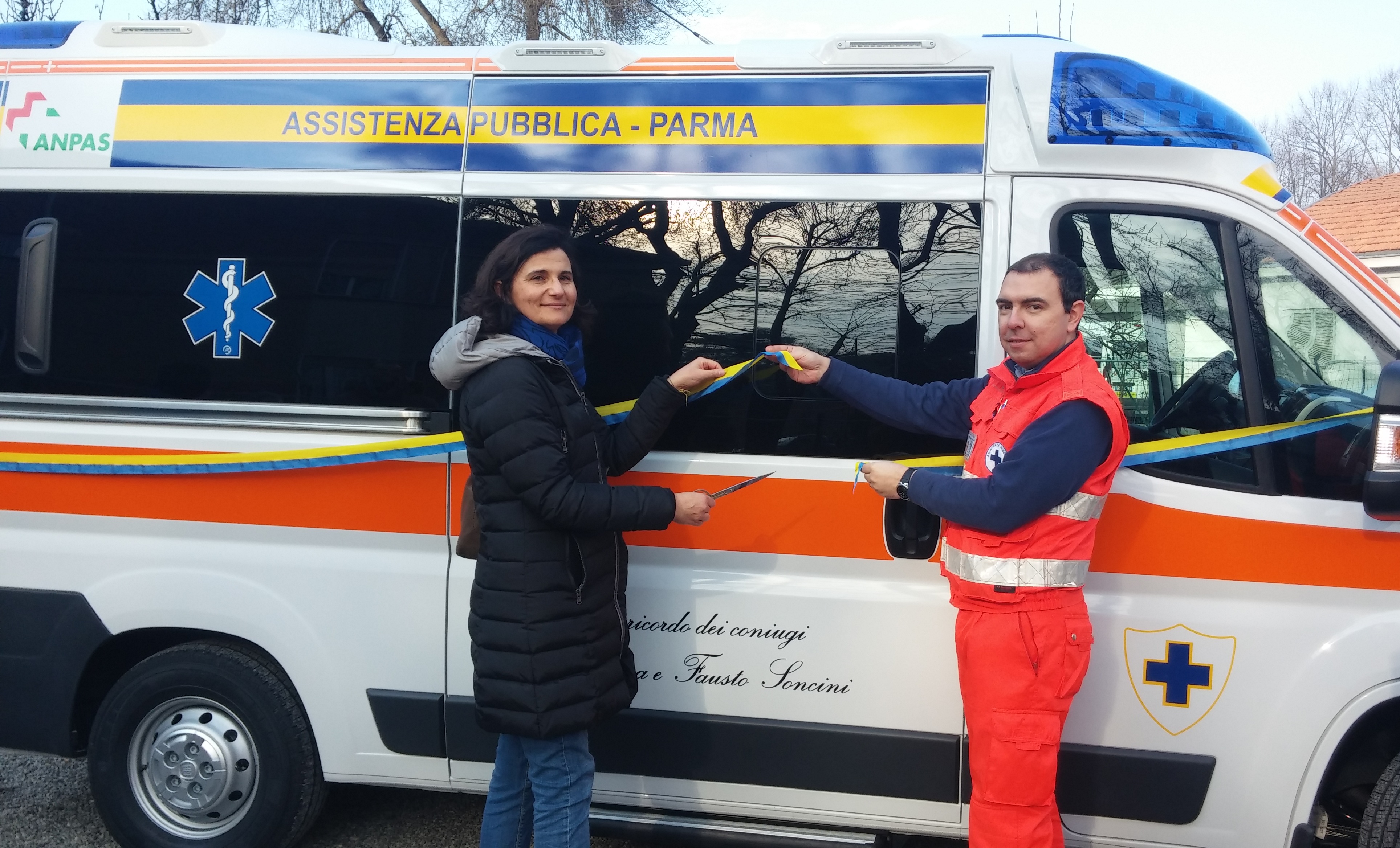 Dagli eredi di Giuliana Mutti una ambulanza per la Pubblica Assistenza. Video